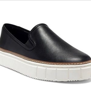 Vince Camuto Remmeya leather platform slip on sneaker 9 NWT!